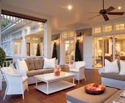 A beachy life: Beach house decor
