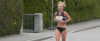 Melanie Schulz - Deutsche Meisterin im Halbmarathon 2009. In Abwesenheit der deutschen Frauenelite um Irina Mikitenko und Sabrina Mockenhaupt sowie der ...