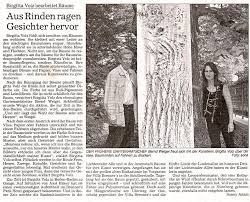 Aus Rinden ragen Gesichter hervor. BNN, Badische Neueste Nachrichten, 11.5.2003. Birgitta Volz bearbeitet Bäume - weigel
