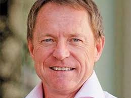 Dawie Roodt from the Efficiency Group explains how minimum wages and labour laws are hurting the country. Lindi van Rooyen reports. - fwa2013516125919