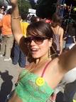 Lily Allen - images?q=tbn:ANd9GcS391DDzktG1GocPrwiqkFCInQ_D6f2k-2cslMgALXCUFryGO1TxRT9Sf2Y