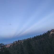 Attēlu rezultāti vaicājumam “anticrepuscular rays”