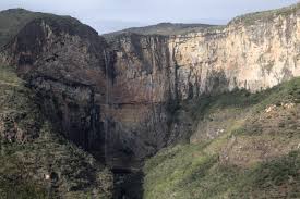Image result for Cachoeira do Tabuleiro