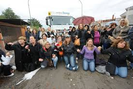 Image result for neapel abfallberge