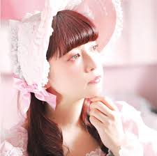 Image result for 17歳の現役看護学生