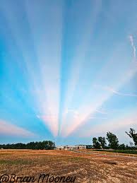 Attēlu rezultāti vaicājumam “anticrepuscular rays”