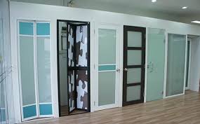 Desain Pintu Kamar Mandi Elegan Bergaya Mewah
