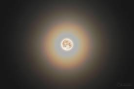 Attēlu rezultāti vaicājumam “Lunar corona”