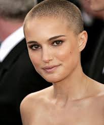 1ères coupes de cheveux après la chimio dans 5 - SOCIO-ESTHETIQUE :