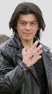 「麻生恵 仮面ライダーキバ」の画像検索結果