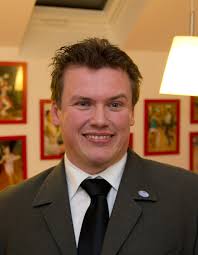 Alexander Raith Tel: 089/39 290 490 praesident[at]ttc-muenchen.de