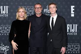 Image result for Maclaren Techno XT Naomi Watts and Liev Schreiber taking a stroll with son, Sasha