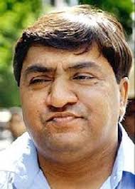 Abdul Karim Telgi is a convicted counterfeiter from India. - images?q=tbn:ANd9GcS8OcR3gK4EKd8qv8C0Y8zcqbgfLgrj-StW15sm4iqx_YFqzc3X9g
