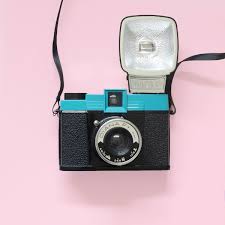 Attēlu rezultāti vaicājumam “Diana camera”