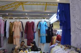 Baju Kurung - Wikipedia, the free encyclopedia
