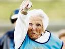 Super, Oma! Ruth Firth ist 100 Jahre alt und trotzdem noch total sportlich. - 2,h=343.bild