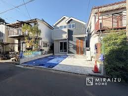 Image result for 立川市栄町4丁目〈新築〉多摩モノレール「立飛」駅徒歩13分　3LDK　リビングイン階段　食洗機　電動シャッター　駐車2台可能　住宅性能表示W取得（設計＋建築）　耐震等級3　長期優良住宅　断熱等級6　