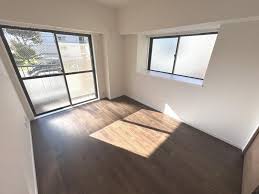 Image result for 立川市上砂町3丁目〈新築〉西武拝島線「武蔵砂川」駅徒歩17分　ストレージルーム　お手入れ簡単な清潔感のあるパウダールーム　浄水器　浴室乾燥機　ウォークインクローゼット　並列駐車2台可　全3棟③号棟