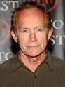 http://misterarcadia.altervista.org/LanceHenriksen.jpg