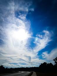 Attēlu rezultāti vaicājumam “Contrail shadows”