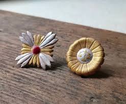 Image result for 弁護士バッジ