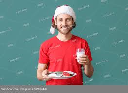 Картинки по запросу Молодой человек в шапке