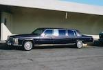 File:Limousine at JFK airport, NY.jpg - Wikimedia Commons