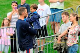 Image result for Ergo Baby Carrier Gisele Bundchen and Benjamin Brady