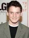 ANTON YELCHIN (Pitufo Torpe)