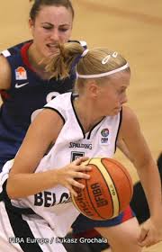 Julie Van Loo rejoint Waregem la saison prochaine - 1292786-1696863