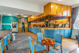 Image result for Raunds Conservative Bowls Club