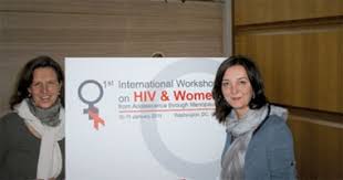Li Dr. Susanne Usadel, Freiburg und Dr. Ivanka Krznaric, Berlin. Die erste von insgesamt sechs Sessions widmete sich epidemiologischen Daten und dem Zugang ... - kongr_hiv_women-2