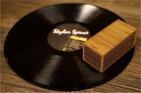 RokBlok portable vinyl player
