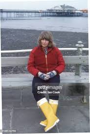 「ヴィクトリア・ウッド」の画像検索結果