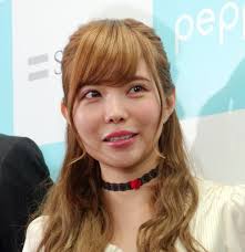 「益若つばさ」の画像検索結果