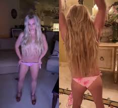 Resultado de imagem para "britney spears" calcinha