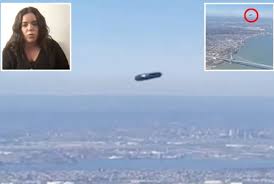 Image result for UFO Ryanair avvista un UFO nel volo Oslo - Bergamo ecco il video in anteprima!!