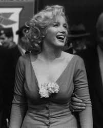 Kuvahaun tulos haulle marilyn monroe