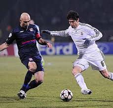 ريال مدريد عملاق  العالم Images?q=tbn:ANd9GcSJx8FBIqQnyP1VdIqYHWLddzydAhcXaWbyla3I_6-RWbHDcq2xPNqGFRml