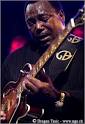 Just a hard rhythm and George Benson doing his scat-guitar thing for almost ... - george%20benson%2002