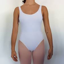 Image result for "escote bajo