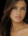 Adriana Lima 3 Fotos da modelo Adriana Lima - images?q=tbn:ANd9GcSKN2-uJomC4tFuUZW3emU9w_G0EIxD_pUc9Ai7DElxlQgttcrO71jDxw