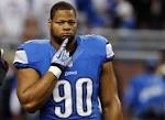 Detroits Ndamukong Suh suspended for stepping on Rodgers