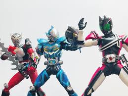 「浅倉威 仮面ライダー龍騎」の画像検索結果