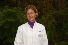 Lara Matiasek, Dipl ECVN, European Specialist in Veterinary Neurology, MRCVS. Schottische Tierärzte haben vor ungefähr 11 Jahren zum ersten Mal Katzen mit ...