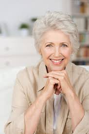 Resultado de imagem para mulher idosa