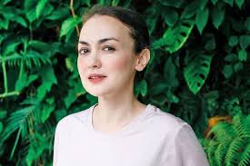 Image result for Rianti Cartwright