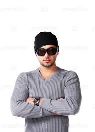 Картинки по запросу Молодой человек в шапке