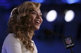 Beyonce, tan sólo una más en el Super Bowl - 31011310650735emed