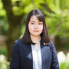 Image result for 弁護士バッジ